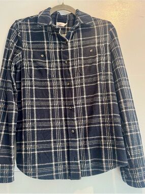 Faherty Navy and White Plaid Button-Down Shirt